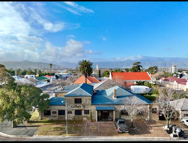621M² BUSINESS FOR SALE IN AUDAS ESTATE
